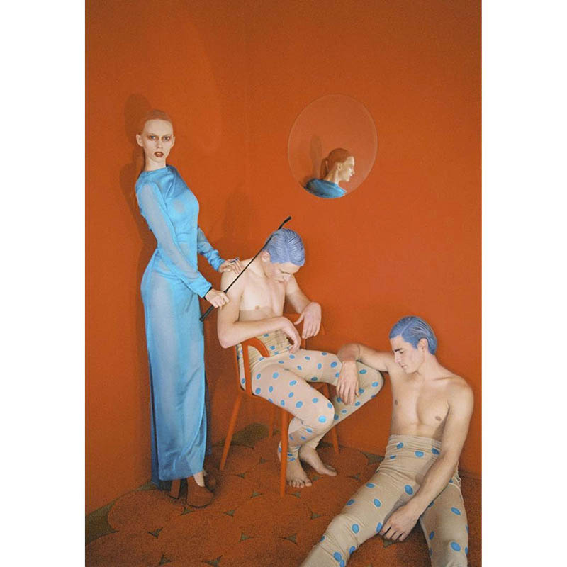 女性团体组合闺蜜照时尚摄影作品欣赏，ins摄影师Michal Pudelka 作品集图片素材