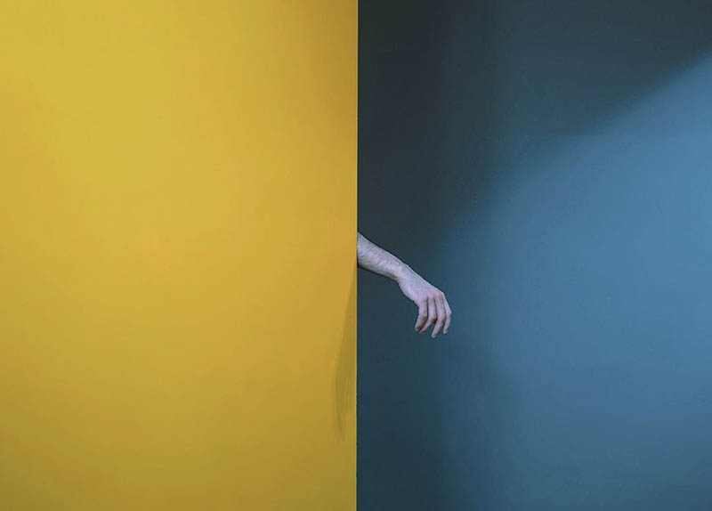 冷色调、低饱和度、低明度人像摄影作品欣赏，意大利摄影师Paolo Emanuele Barretta作品集图片素材