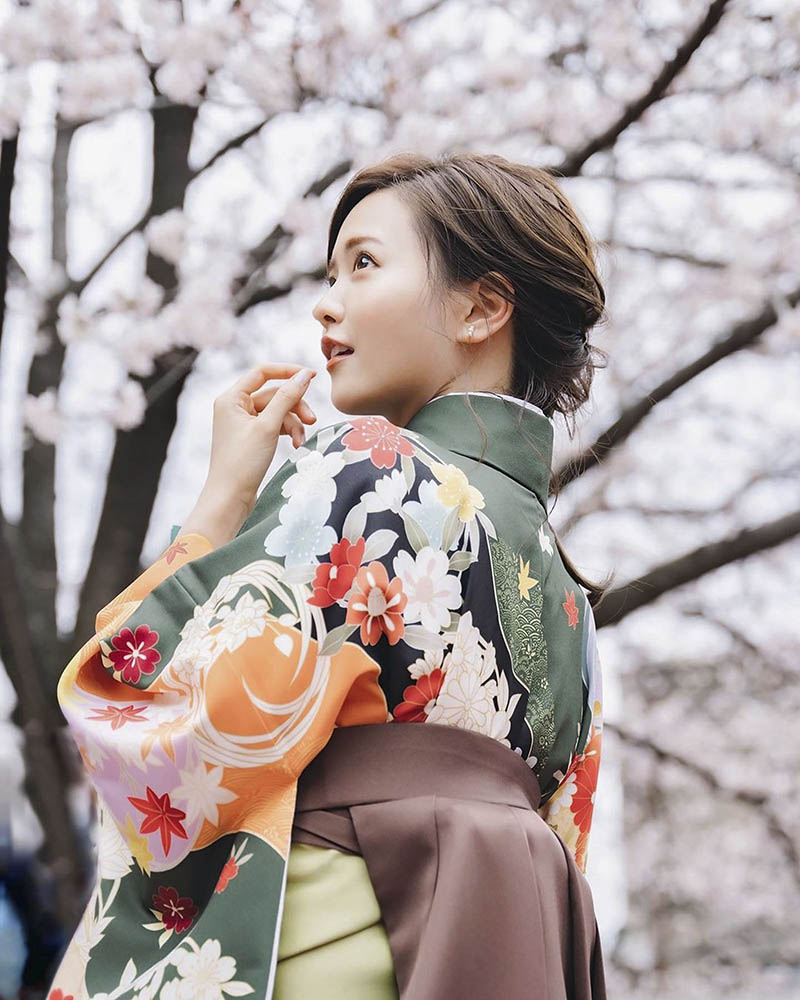 清淡、柔和、自然、舒适日本少女写真摄影作品欣赏，ins摄影师佐藤俊斗Shunto Sato作品集图片素材