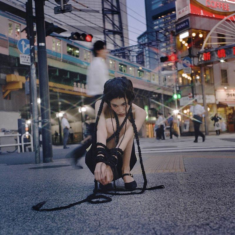 梦幻女性视角少女人像摄影作品欣赏，ins摄影师Petra Collins（佩特拉・柯林斯）作品集图片