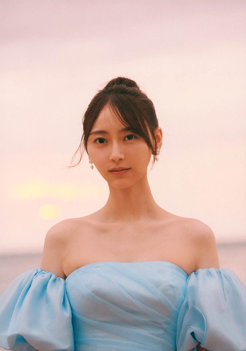 日本女子组合乃木坂46成员女歌手Nao Yumiki 弓木奈於1st写真集