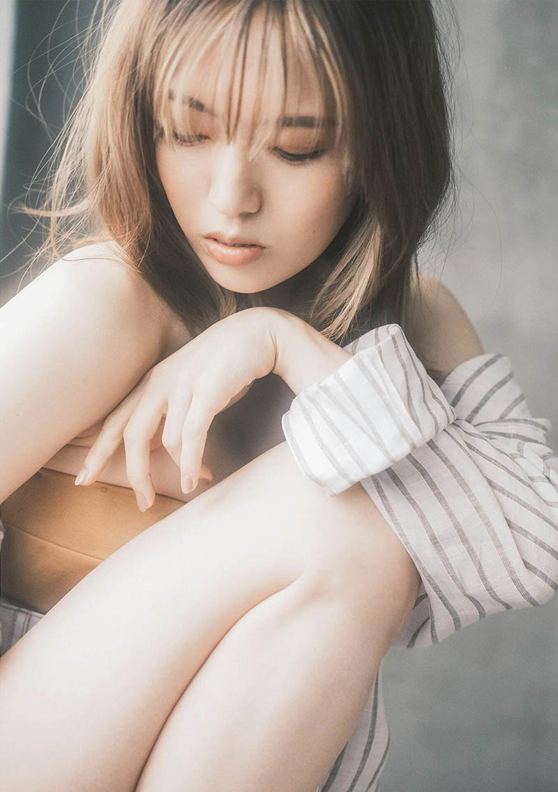 日本偶像明星Misa Honma 本間ミサ写真集《ニューヒロイン》