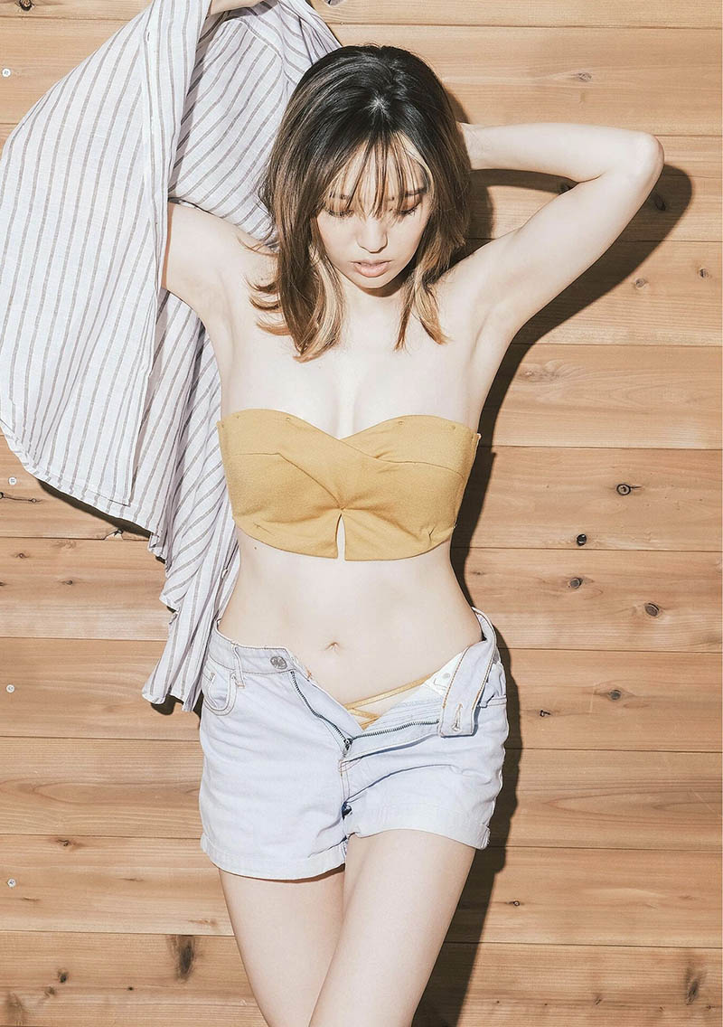 日本偶像明星Misa Honma 本間ミサ写真集《ニューヒロイン》