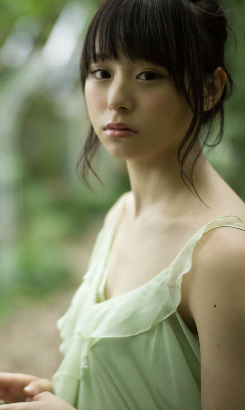 日本女模特演员Rena Sato 佐藤麗奈週プレ Photo Book 写真集「不思議の国のさとれな」