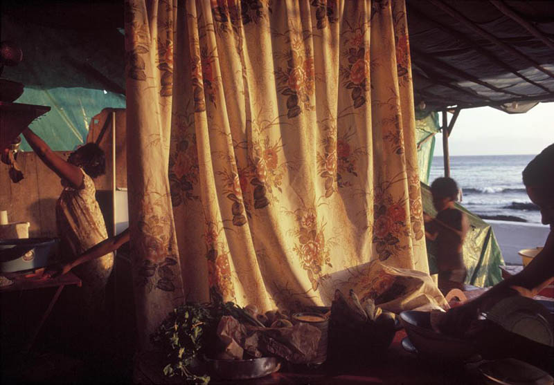 浓郁色彩油画感极强摄影作品图集欣赏，巴西摄影师Miguel Rio Branco（米格尔・里奥・布兰科）