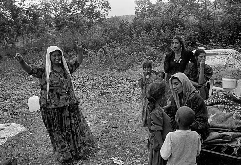 黑白人文纪实摄影作品图集欣赏，希腊摄影师Nikos Economopoulos（尼科斯・伊科诺莫普洛斯）作品集