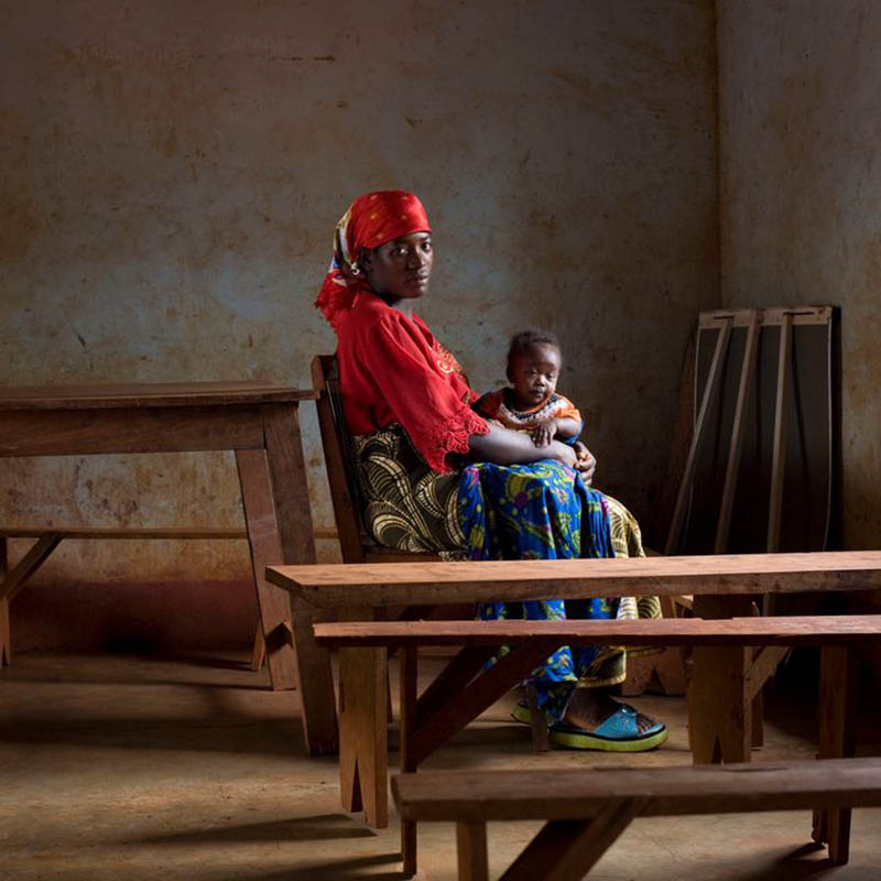 叙事性人人物纪实摄影作品图集欣赏,英国摄影师Peter Marlow作品集图片素材