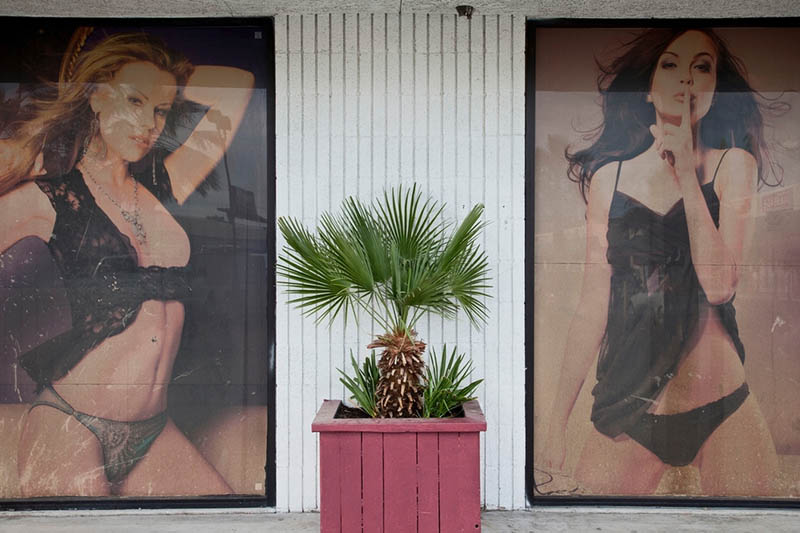 人物肖像纪实摄影作品图集欣赏，美国摄影师Susan Meiselas作品集