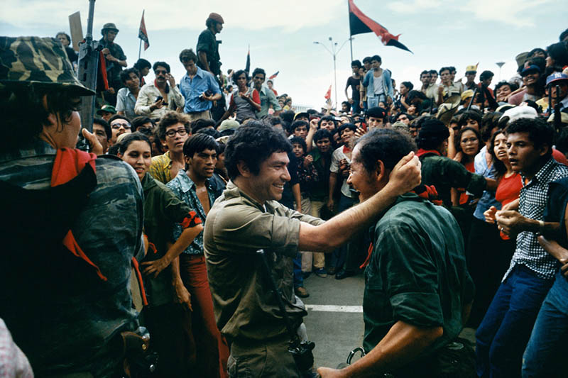 人物肖像纪实摄影作品图集欣赏，美国摄影师Susan Meiselas作品集